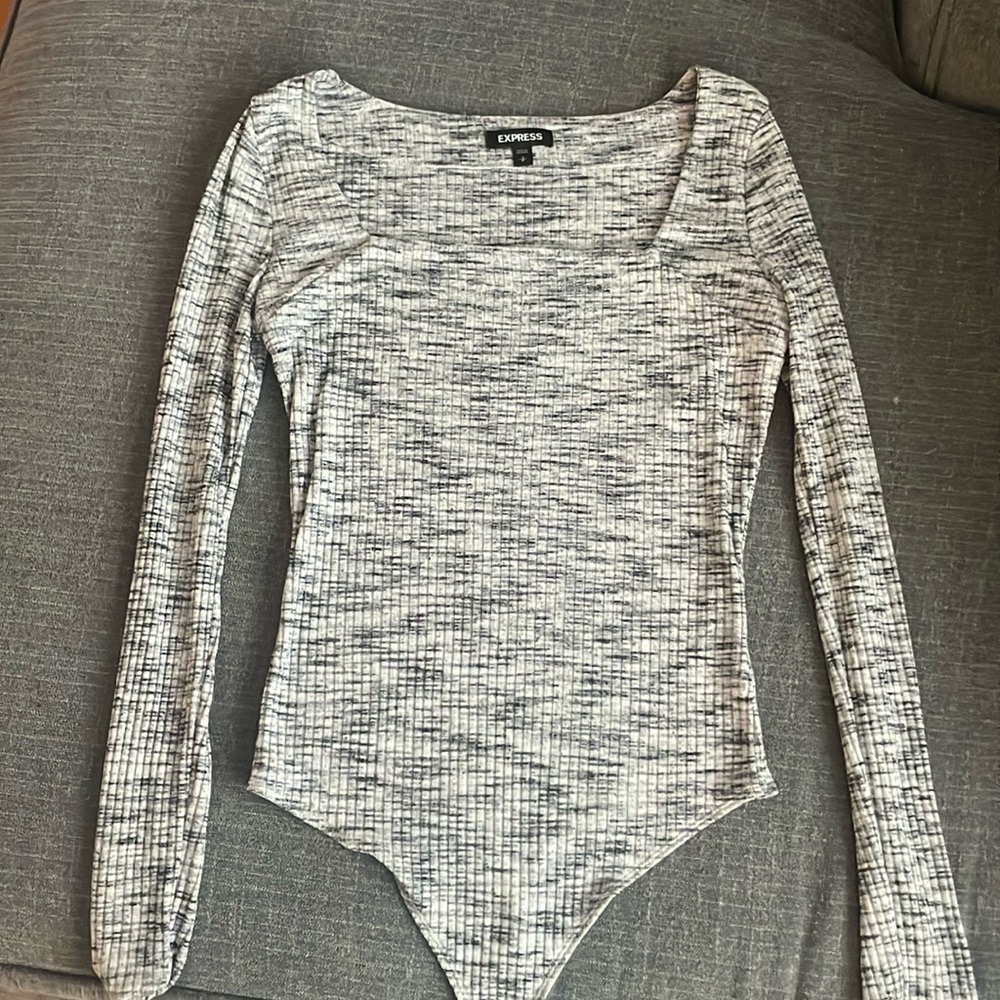 Long sleeve body suit